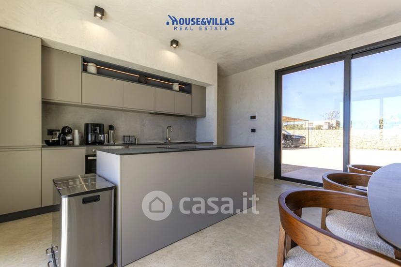 Villa in Via Puzzi — foto 44 di 68