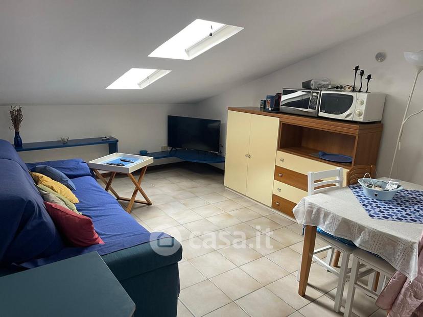 Trilocale in Viale Apua 345 — foto 4 di 11
