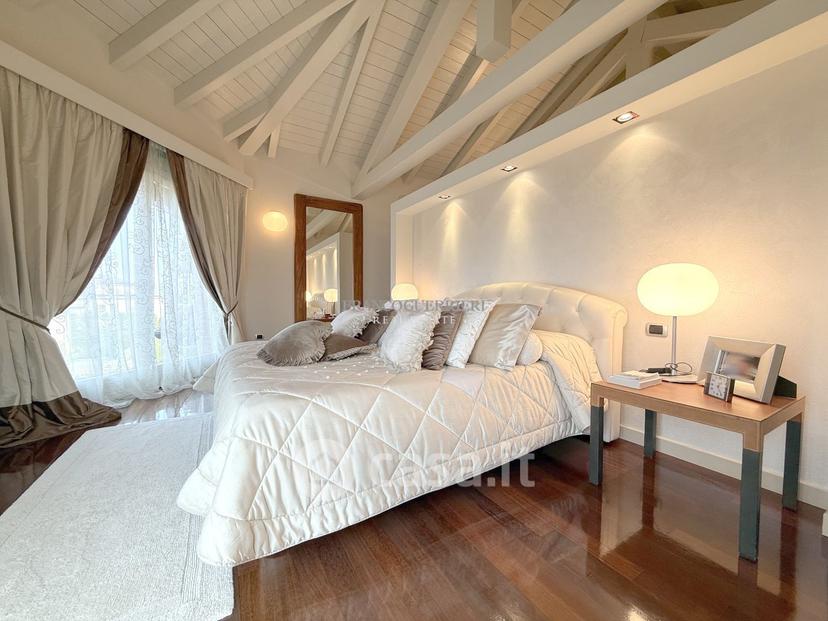 Villa in Via Maroncelli — foto 6 di 38