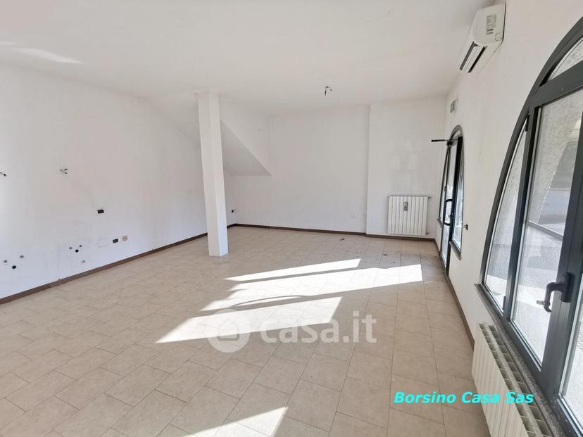 Bilocale in Via Camisano — foto 15 di 15