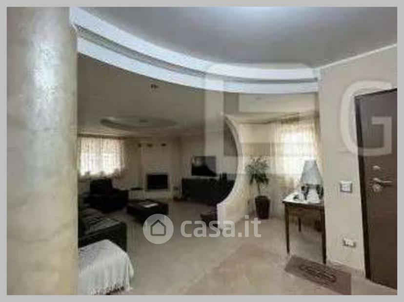 Villa in Via Lanzillotti — foto 19 di 33