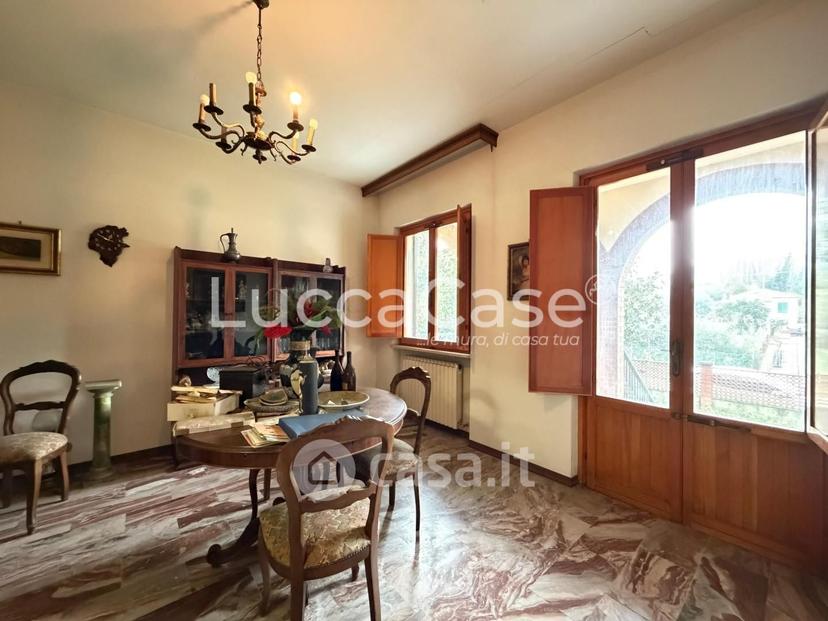 Villa in Via dei Ceccotti 95