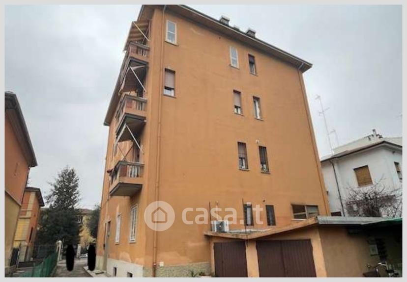 Trilocale in Via Dionisio Calvart — foto 21 di 33