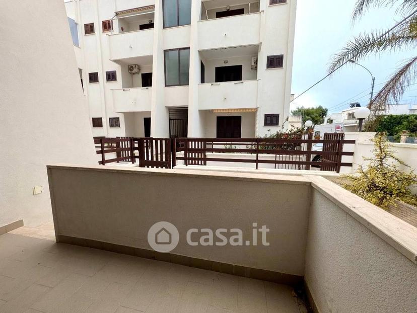 Trilocale in Via Riccione 91 — foto 5 di 34