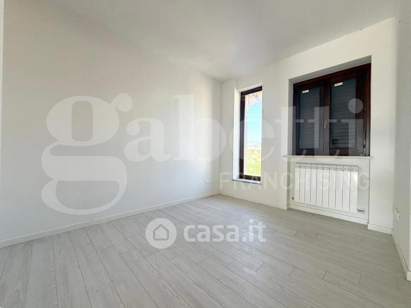 Trilocale in Via Ernesto Mestrallet 1 — foto 23 di 27