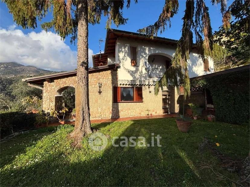 Villa in Via San Francesco 2 /a