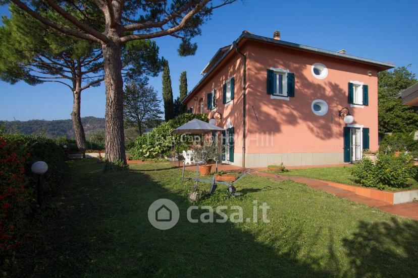 Villa in Via Ferrari 87 — foto 13 di 45