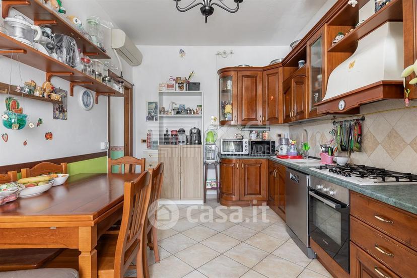 Trilocale in Via Gagliazzona — foto 15 di 23