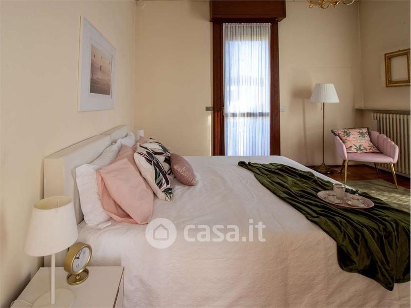 Villa in Via IV Novembre — foto 32 di 60