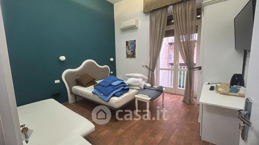 Stanza in Via Santi Apostoli 20 — foto 5 di 12