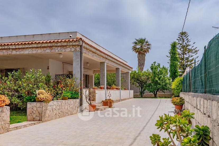 Villa in Via Mar Mediterraneo — foto 27 di 39