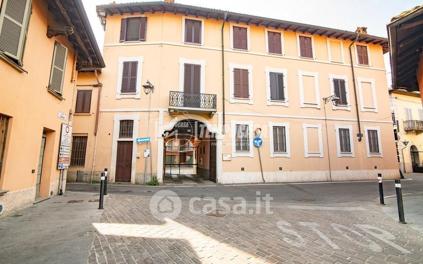 Bilocale in Piazza Cavour — foto 12 di 23
