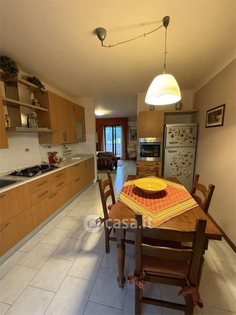 Quadrilocale in Via della Costituzione — foto 23 di 31