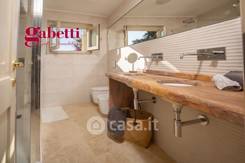 Villa in Via delle Costellazioni 20 — foto 11 di 50