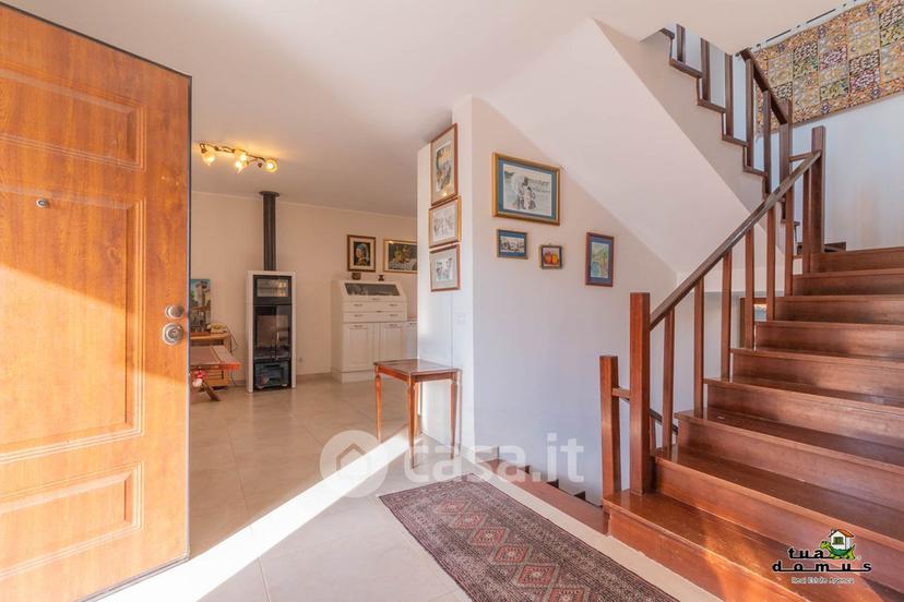 Villa in Via degli Ulivi 2 — foto 11 di 40