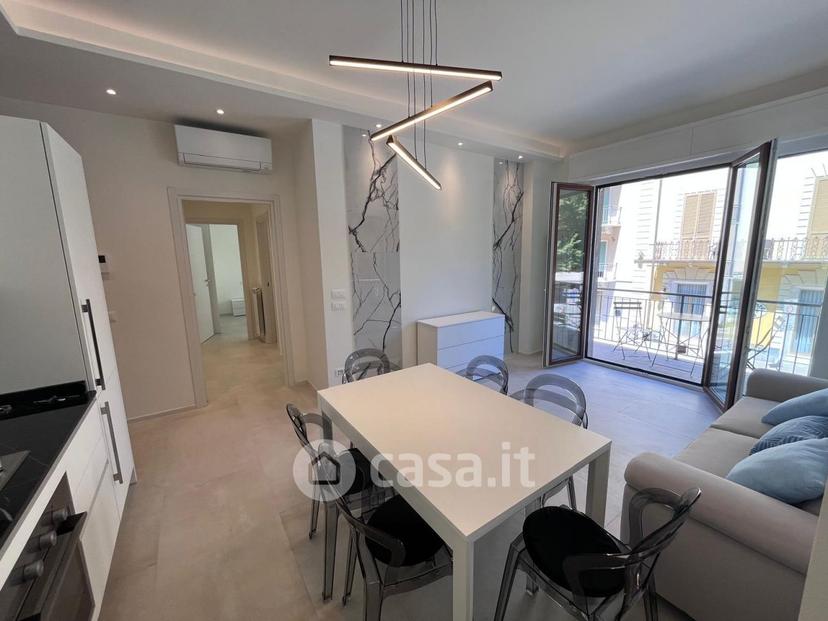 Appartamento in Via Amerigo Vespucci 55 — foto 2 di 25
