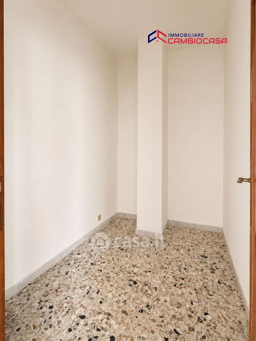 Trilocale in Via Emilia 59 — foto 16 di 16