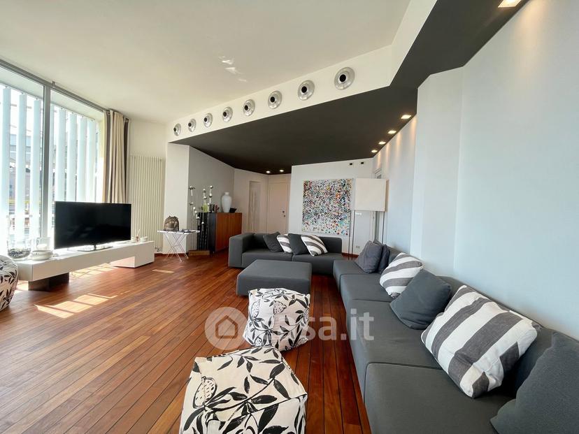 Appartamento in Via Roccasterone 8 — foto 11 di 36