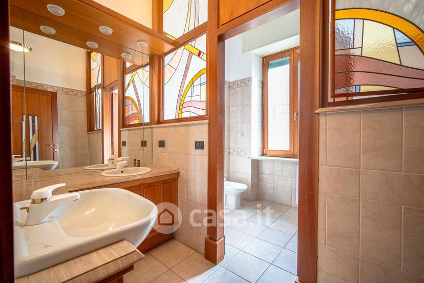 Villa in Via Amerigo Vespucci — foto 42 di 43