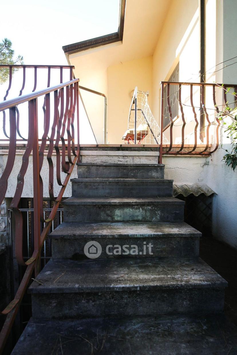 Villa in Via Busabionda 10 — foto 3 di 46
