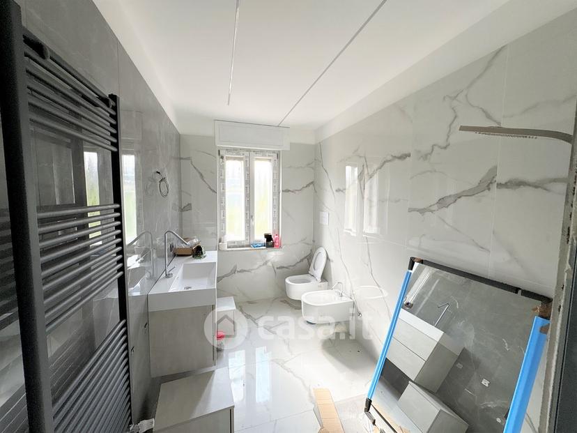 Villa in Via Madre Teresa di Calcutta — foto 14 di 27