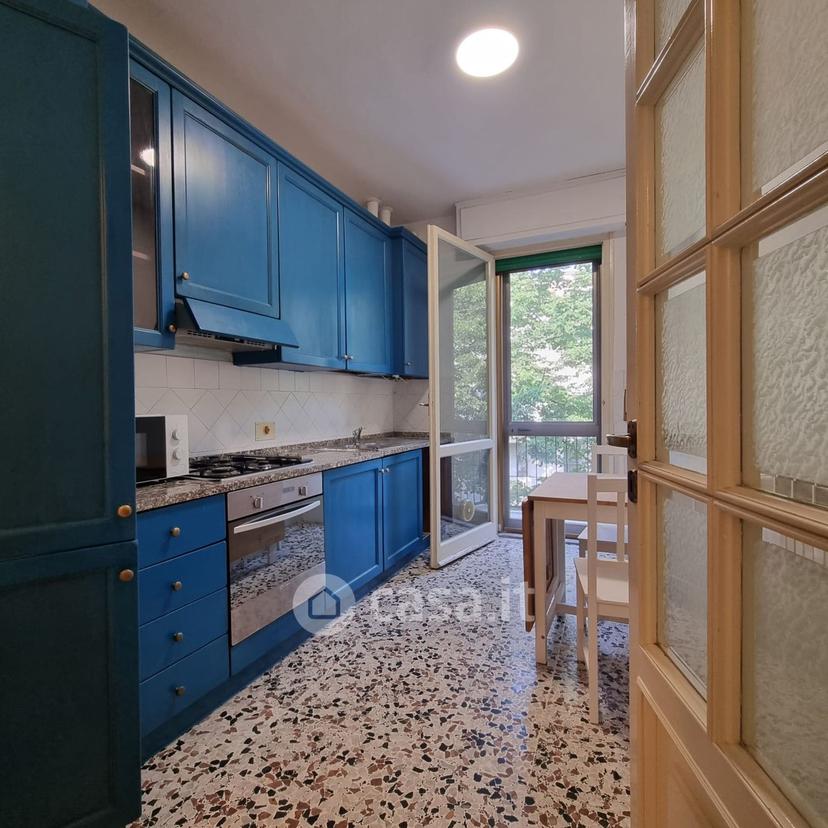 Stanza in Via Cecco di Pietro — foto 9 di 10