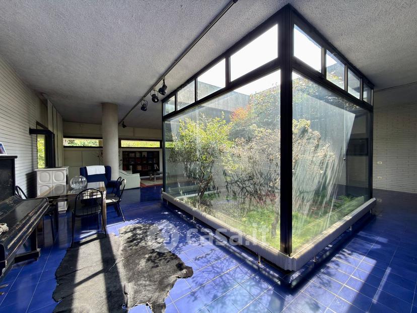 Villa in Via Giosuè Carducci 20 a — foto 72 di 182