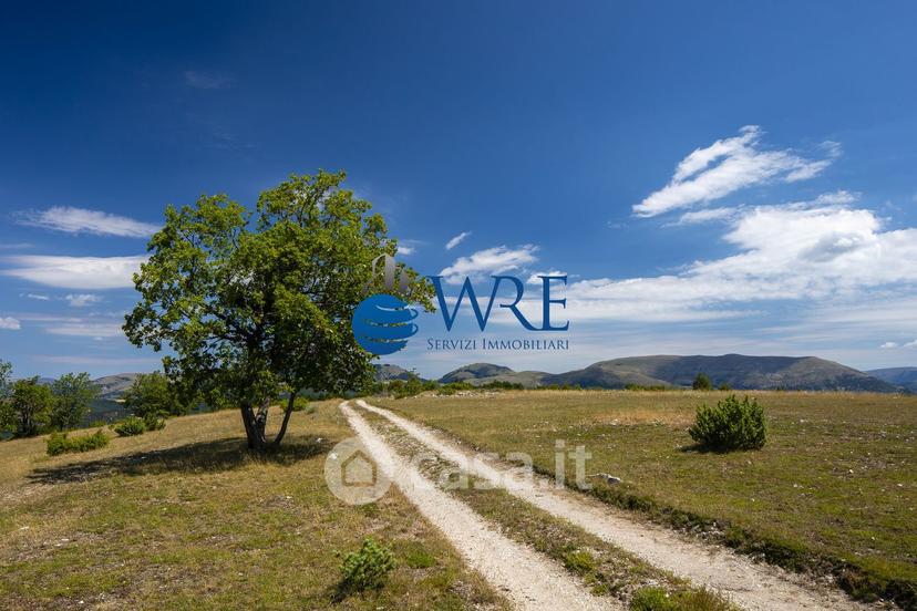 Trilocale in Località di Postignano — foto 37 di 43