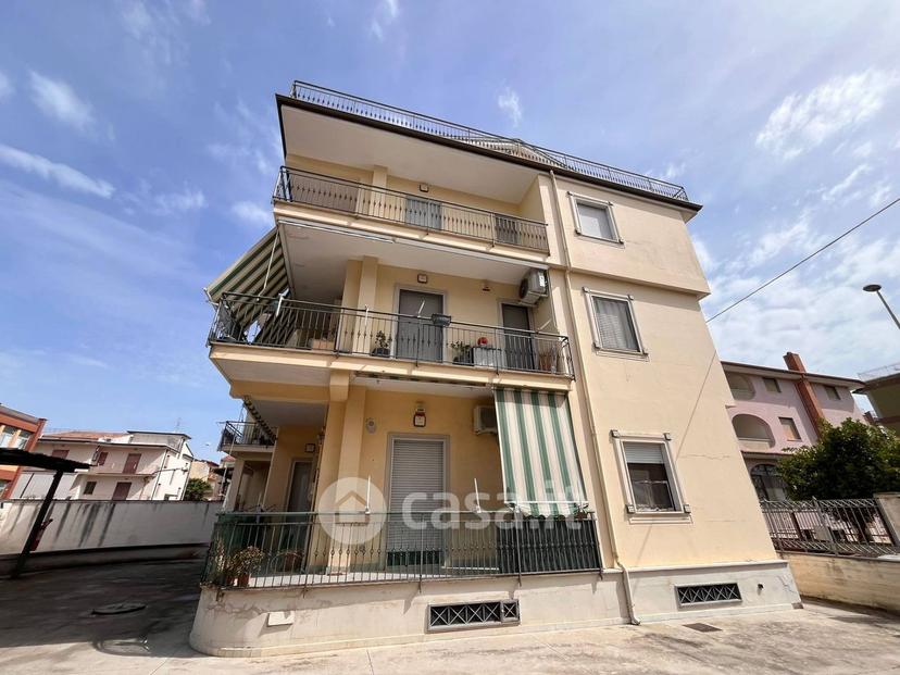 Appartamento in Via Eugenio Montale — foto 19 di 59