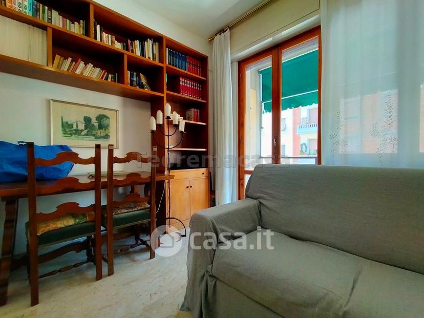 Quadrilocale in Via Castelfidardo 9 R — foto 4 di 25