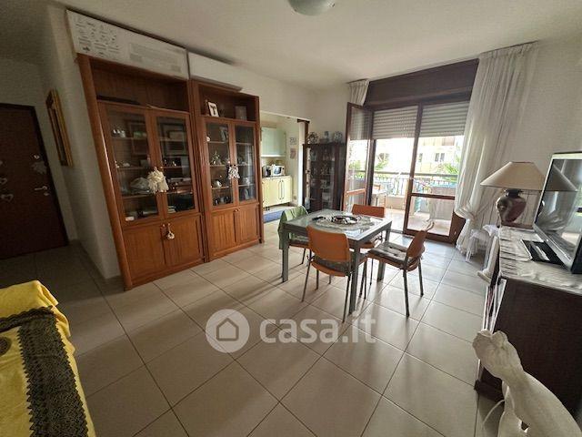 Trilocale in Viale Kennedy John Fitzgerald 2 — foto 22 di 27