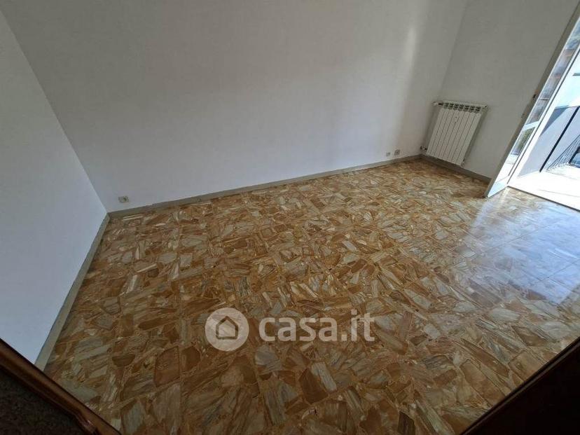Trilocale in Via Bologna 4 — foto 23 di 23