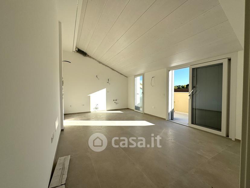 Quadrilocale in Via B. Cellini 168 — foto 11 di 14