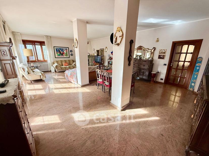 Villa in Via Giuseppe Parini 5 — foto 67 di 86