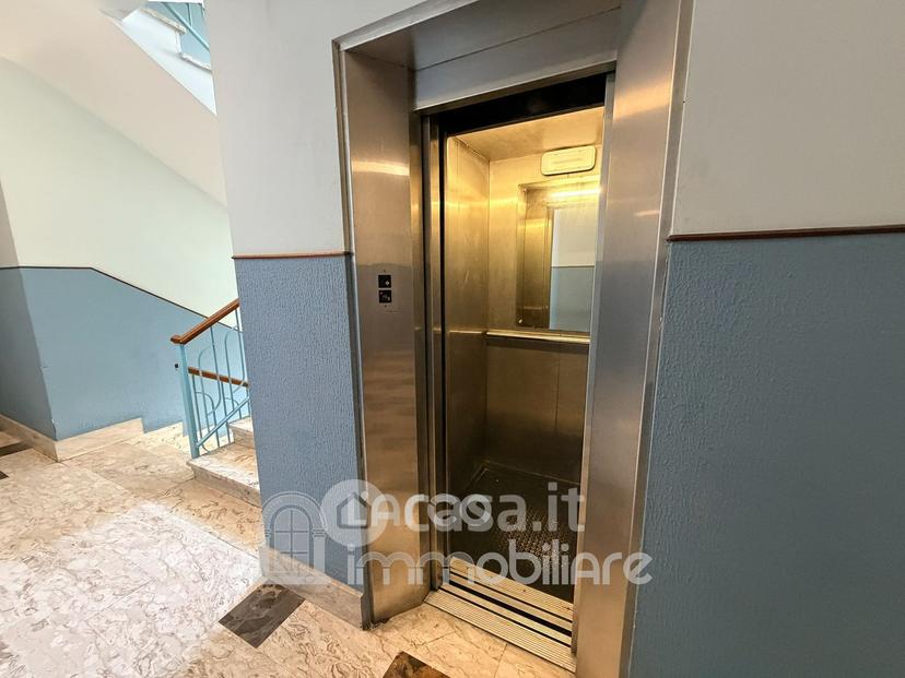 Trilocale in Via Alcide de Gasperi 7 — foto 30 di 54