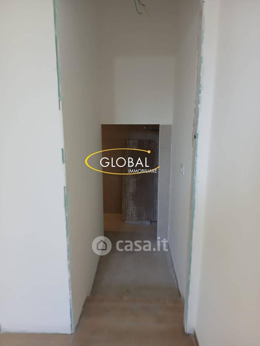 Bilocale in Via Posatora — foto 6 di 12