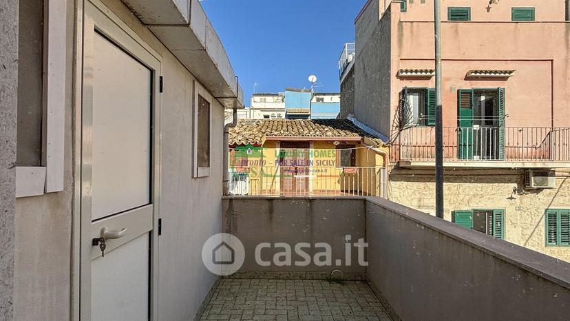 Trilocale in Via Genova — foto 6 di 25