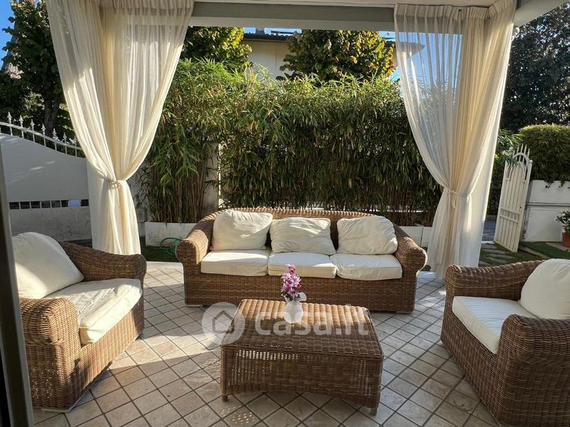 Villa in Via Giuseppe Viner — foto 29 di 36