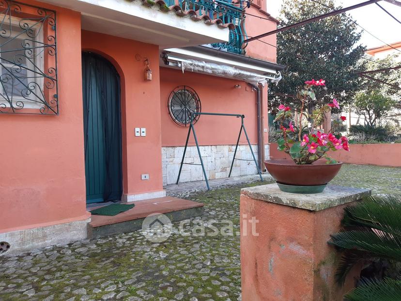 Quadrilocale in Via Sabaudia — foto 12 di 27