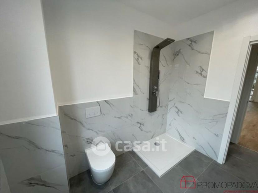 Appartamento in Via Rimini — foto 34 di 35
