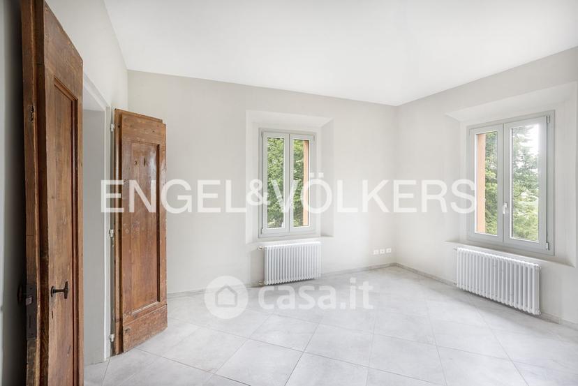 Villa in Via Statale 276 — foto 11 di 40