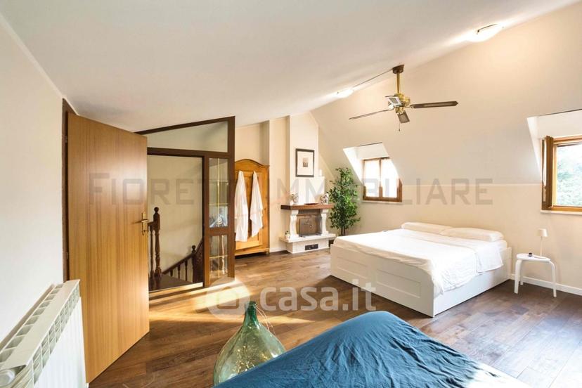 Appartamento in Località Colombaia — foto 10 di 38