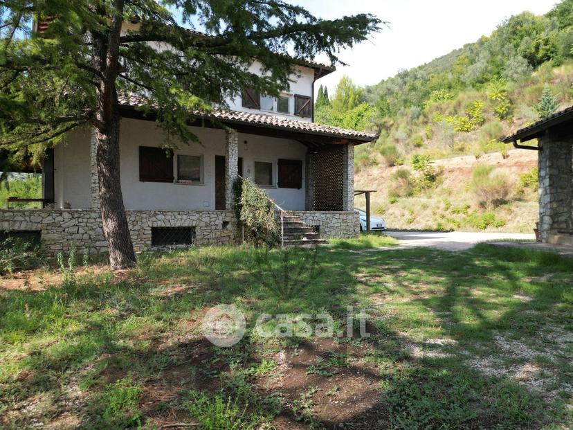 Villa in Via degli Ulivi — foto 2 di 20