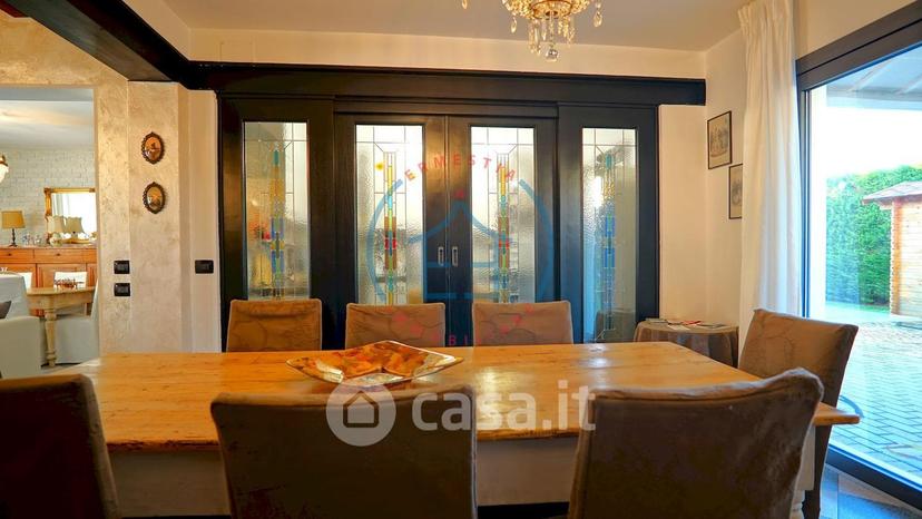 Villa in Via Roma — foto 23 di 58