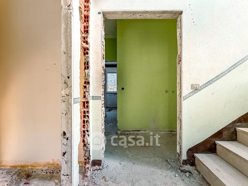 Trilocale in Via Fucine 4 — foto 27 di 36
