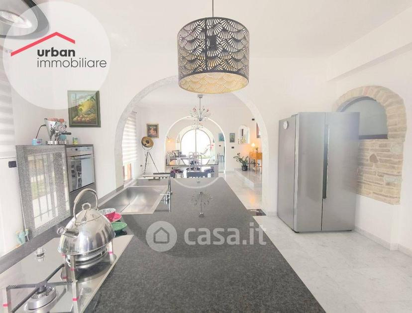 Villa in Via San Pietro — foto 10 di 16