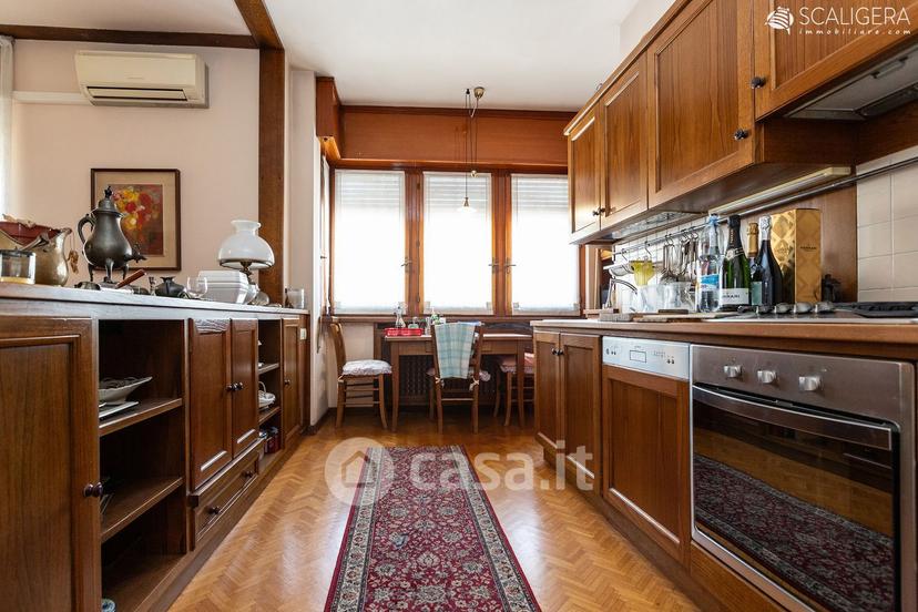 Appartamento in Via XX Settembre 11 — foto 13 di 34