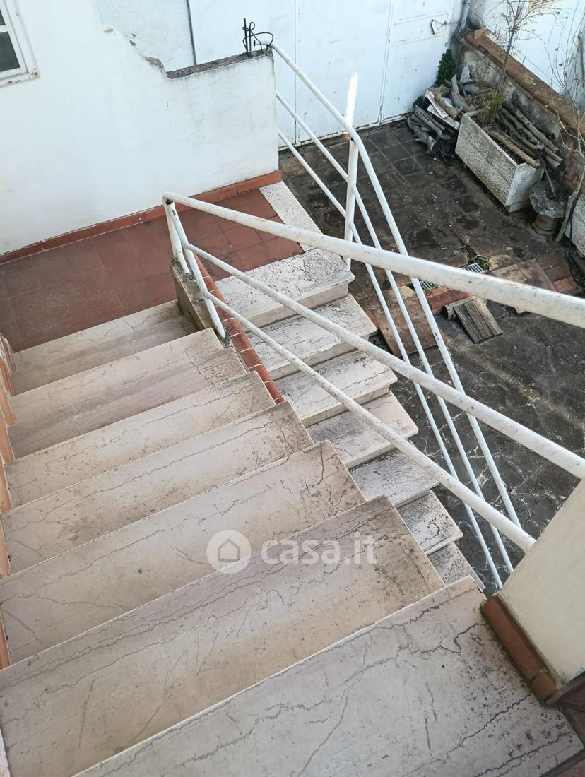 Trilocale in Viale dei Pini 247 — foto 13 di 15