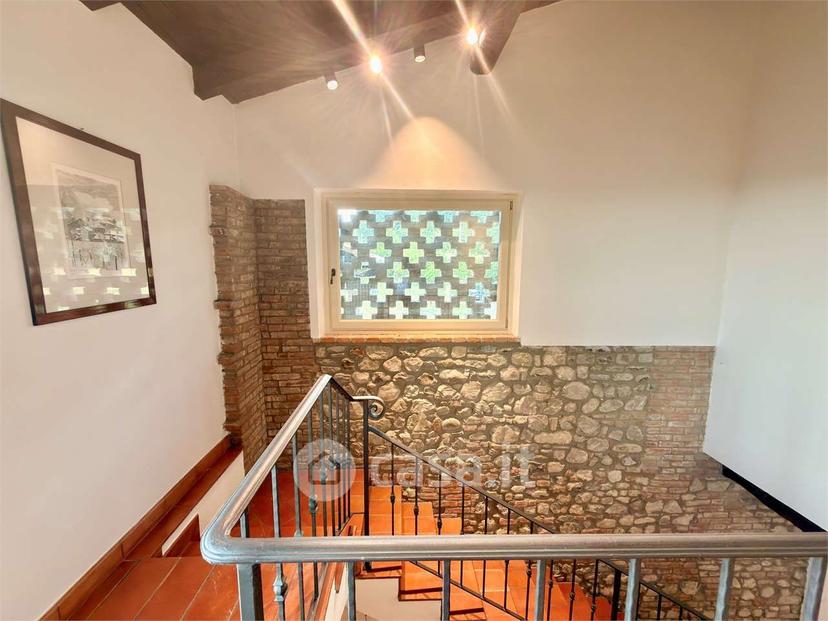 Villa in Via Giosuè Carducci 33 — foto 23 di 29