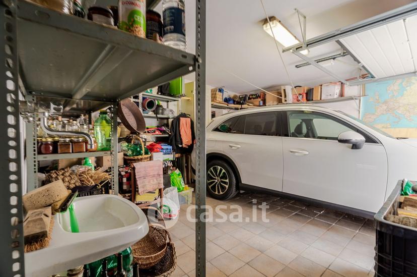 Villa in Via Don Giovanni Minzoni — foto 80 di 81